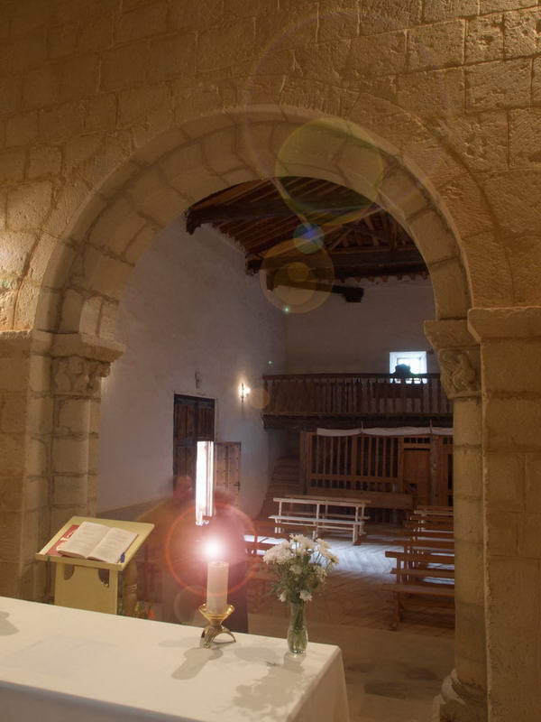 NAVE DESDE LA CABECERA, A TRAVÉS DEL ARCO-DIAFRAGMA
